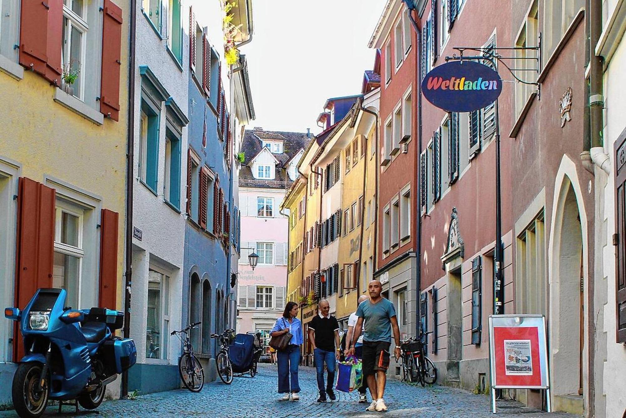 Zentrale Wohlfuehloase Inkl Parkplatz - Zum Blauen Schild Apartment Konstanz